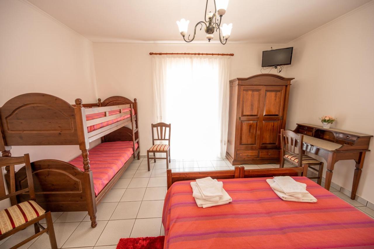 Agriturismo Caperroni Pescopagano Εξωτερικό φωτογραφία