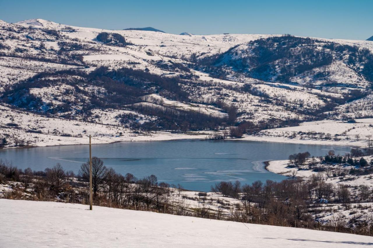 Agriturismo Caperroni Pescopagano Εξωτερικό φωτογραφία