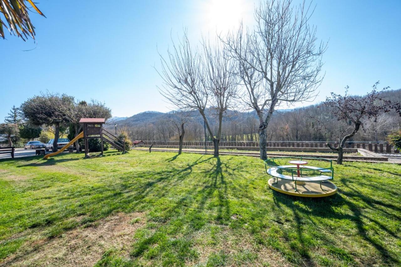 Agriturismo Caperroni Pescopagano Εξωτερικό φωτογραφία