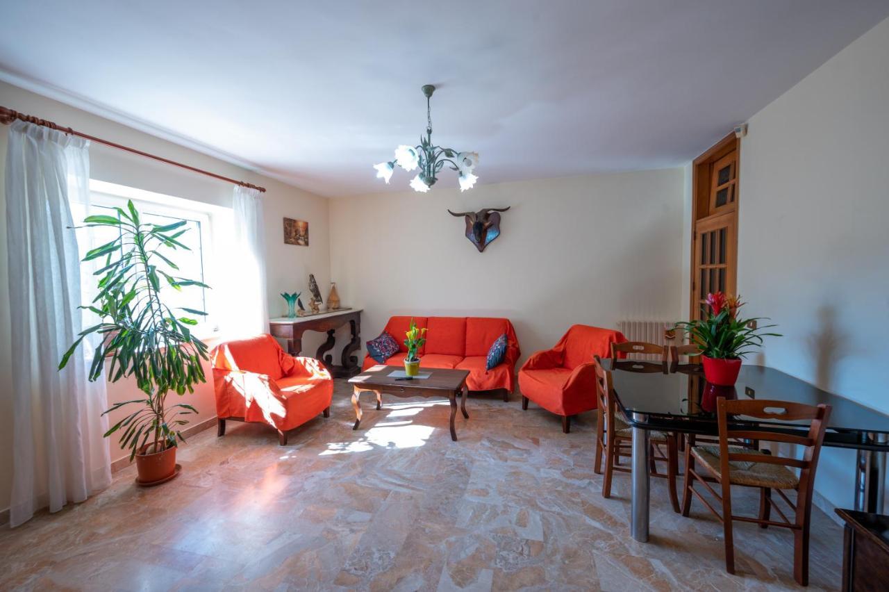 Agriturismo Caperroni Pescopagano Εξωτερικό φωτογραφία